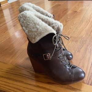 UGG Collection Leather 4inch Booties